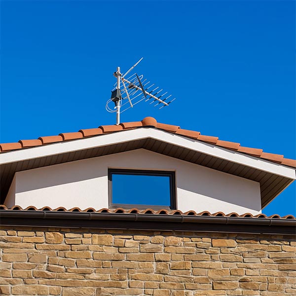 Digital Antenna Installation